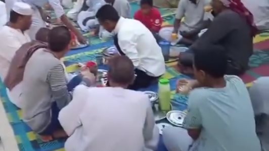 افطار جماعى لاهالى تنقار بأسوان 