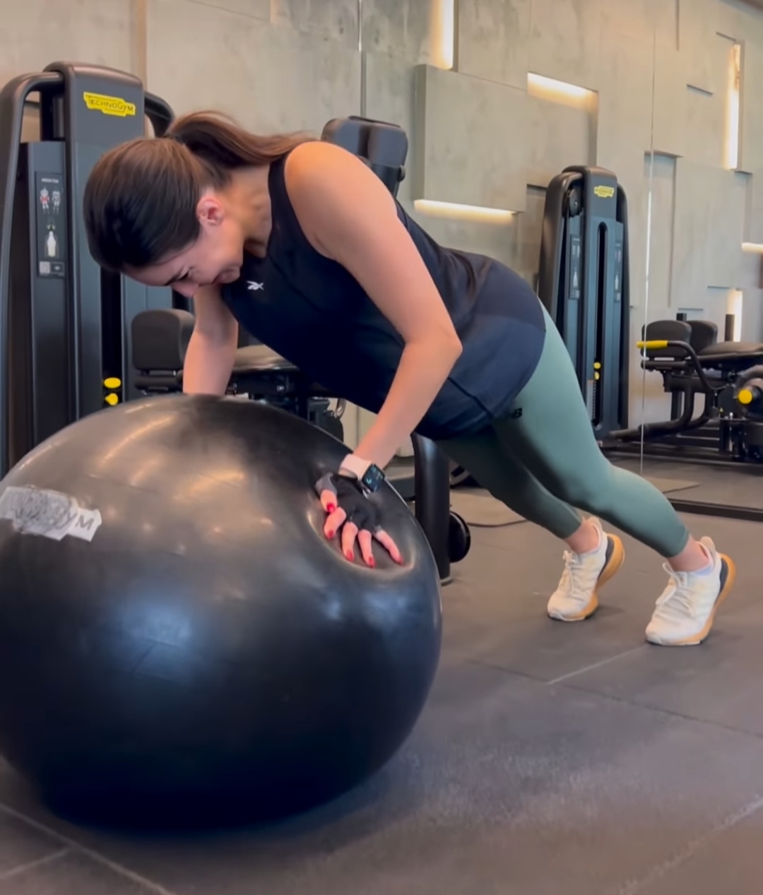 IMG_٢٠٢٤٠٤٢٠_١٥٠٢٠٣