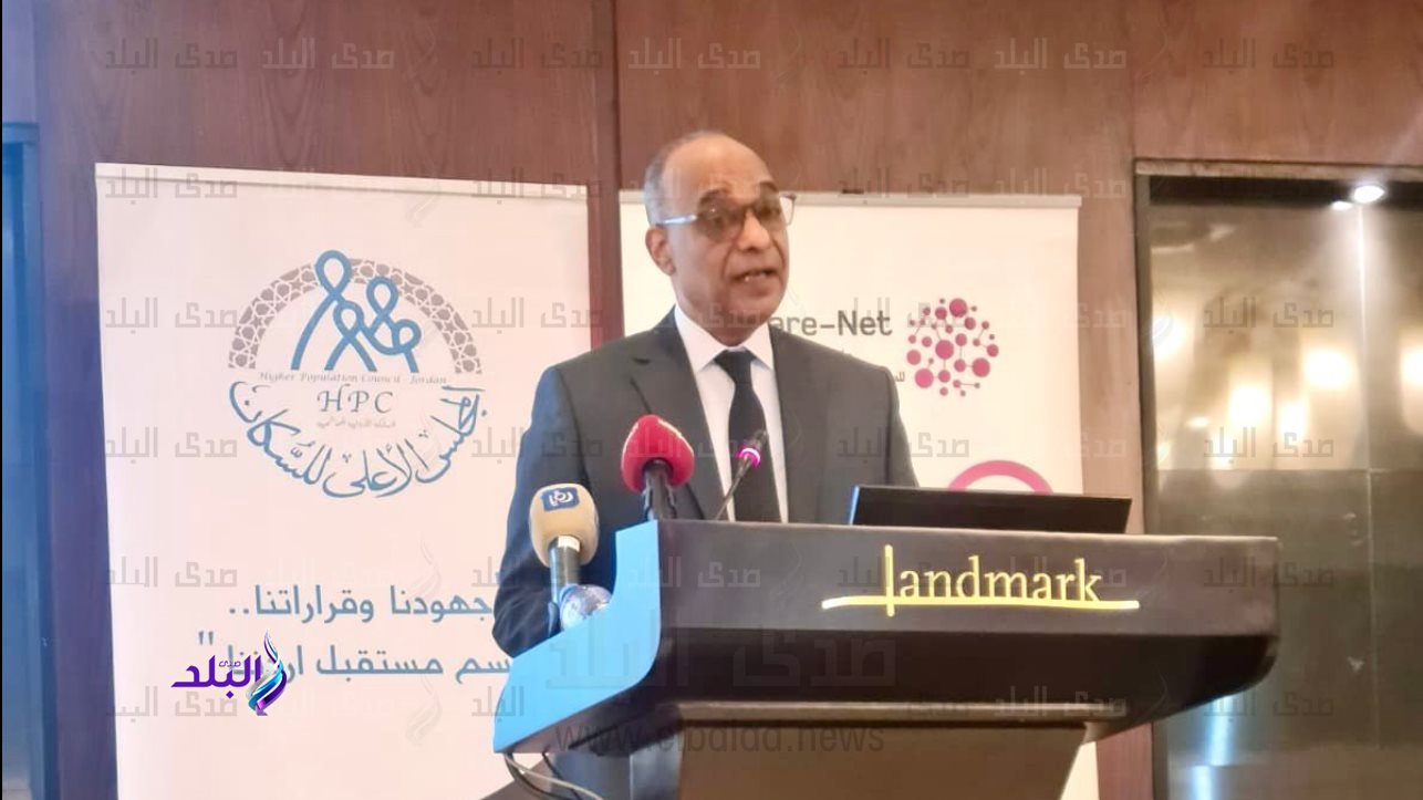 الدكتور أكرم حسن