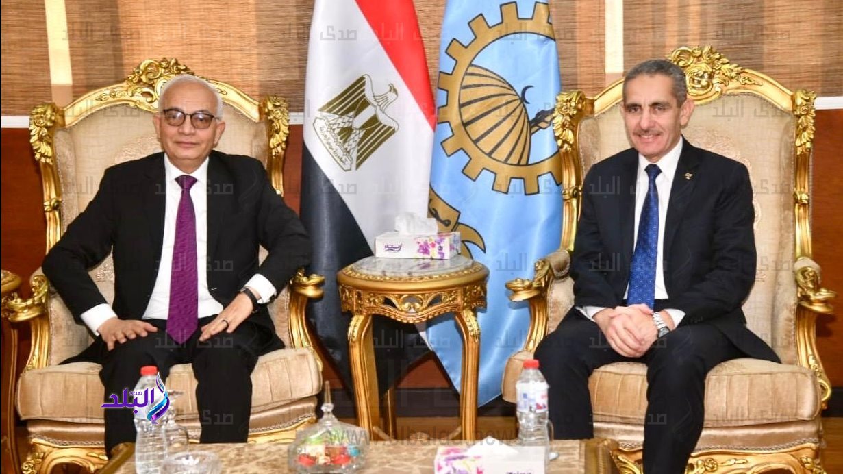 وزير التربية والتعليم في الغربية اليوم