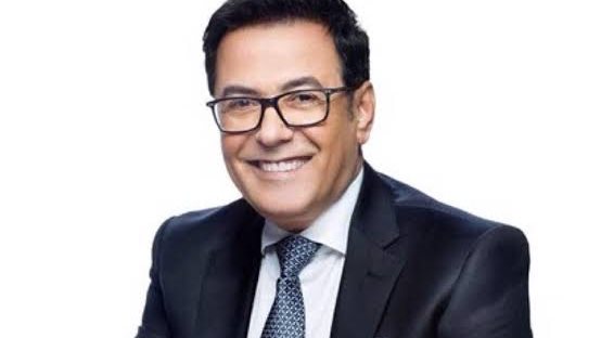الإعلامي خيري رمضان 