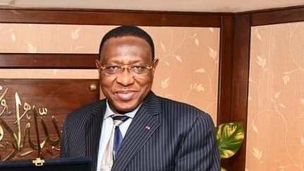 سفير الكاميرون لدى مصر محمدو لبرنج 