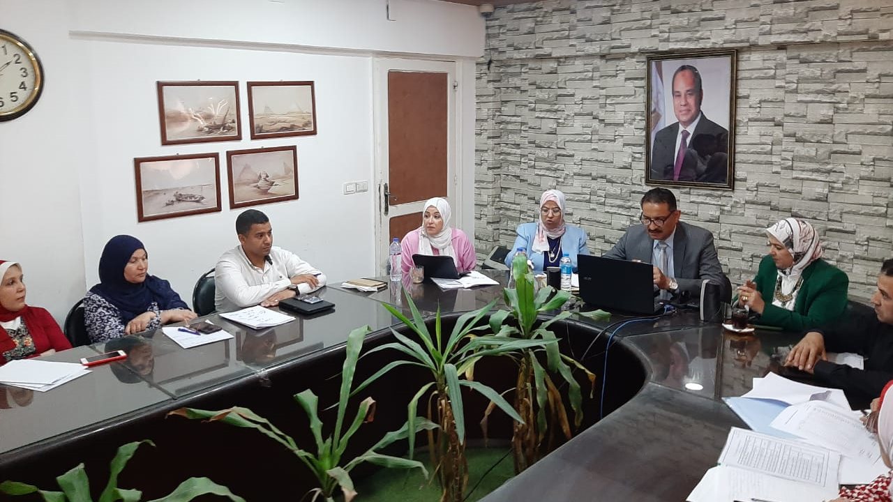 اشرف سلومة وكيل وزارة التربية والتعليم بالجيزة