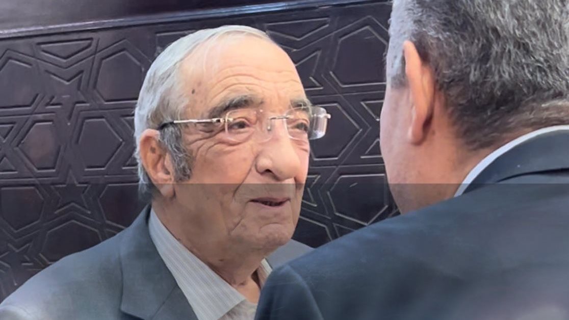 زكريا عزمي يقدم واجب العزاء في شقيق هانى أبو ريدة 