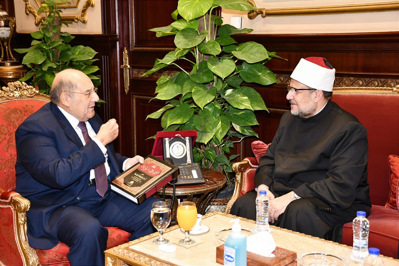 وزير الأوقاف مع رئيس مجلس الشيوخ