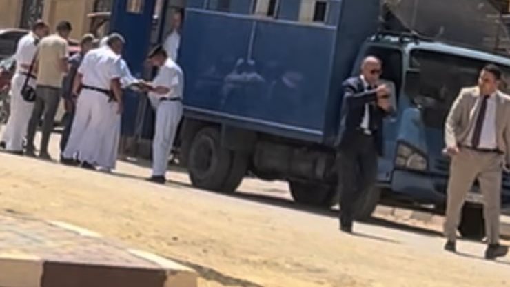انجي حمادة أمام المحكمة انجي حمادة أمام المحكمة