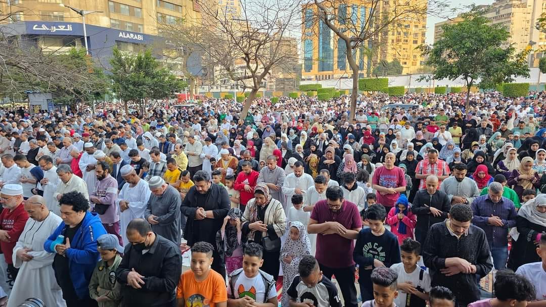 ساحة مسجد مصطفى محمود