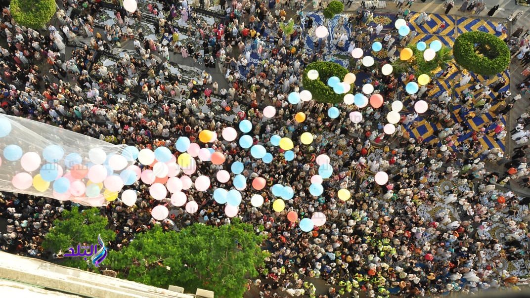 محافظ بورسعيد يشارك أبناء المحافظة فرحة العيد