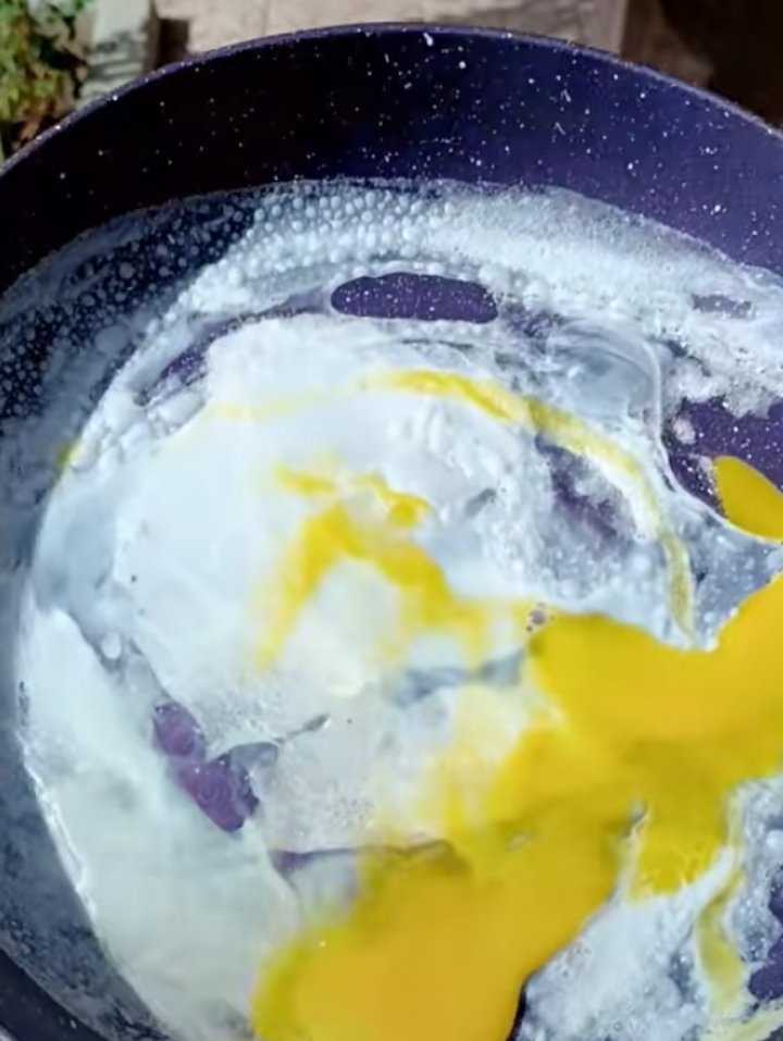 ترند طهى البيض على الشمس 