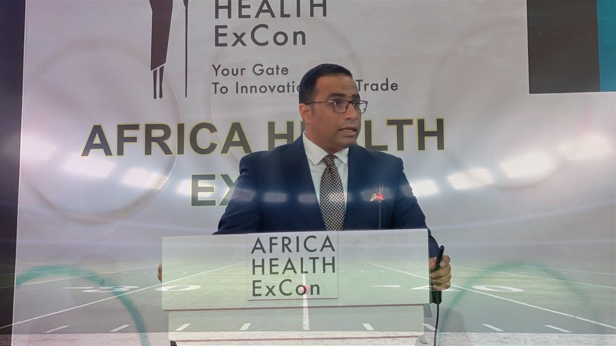 الدكتور أحمد أشرف عيسى رئيس الجمعية المصرية الأفريقية لأبحاث