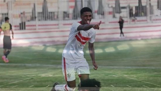 عمار ياسر لاعب الفريق الأول لكرة القدم بالنادي الزمالك