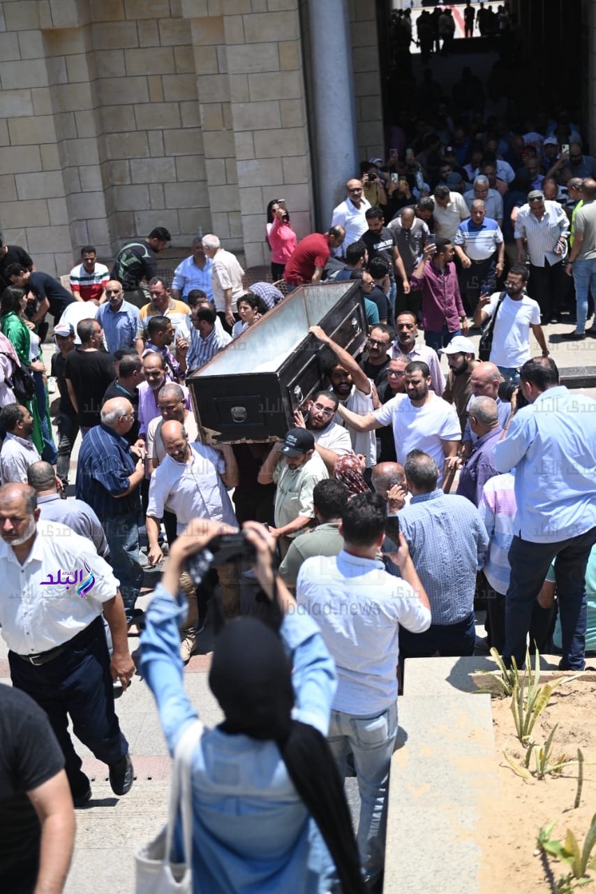 06dfc335-5d5c-4526-87c8-1b7228ea7ada