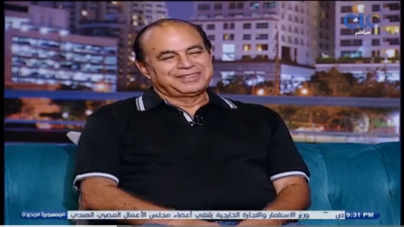 الدكتور أحمد مجاهد رئيس هيئة الكتاب السابق