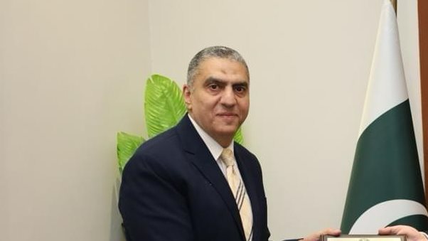سفير مصر في باكستان السفير الدكتور إيهاب عبد الحميد