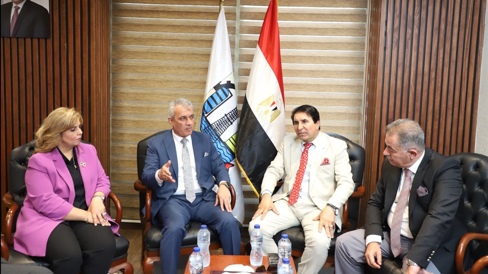 جانب من زيارة الوفد الأردني لمقر نقابة البترول المصرية 