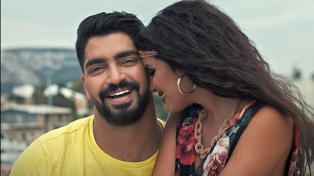 البوستر الدعائي لأغنية قشطة وعسل 