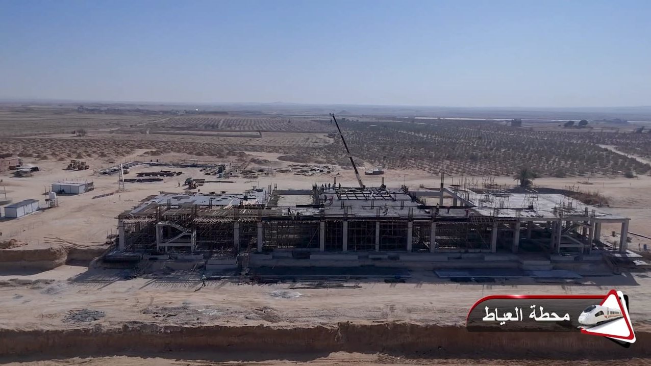 محطات القطار الكهربائى 