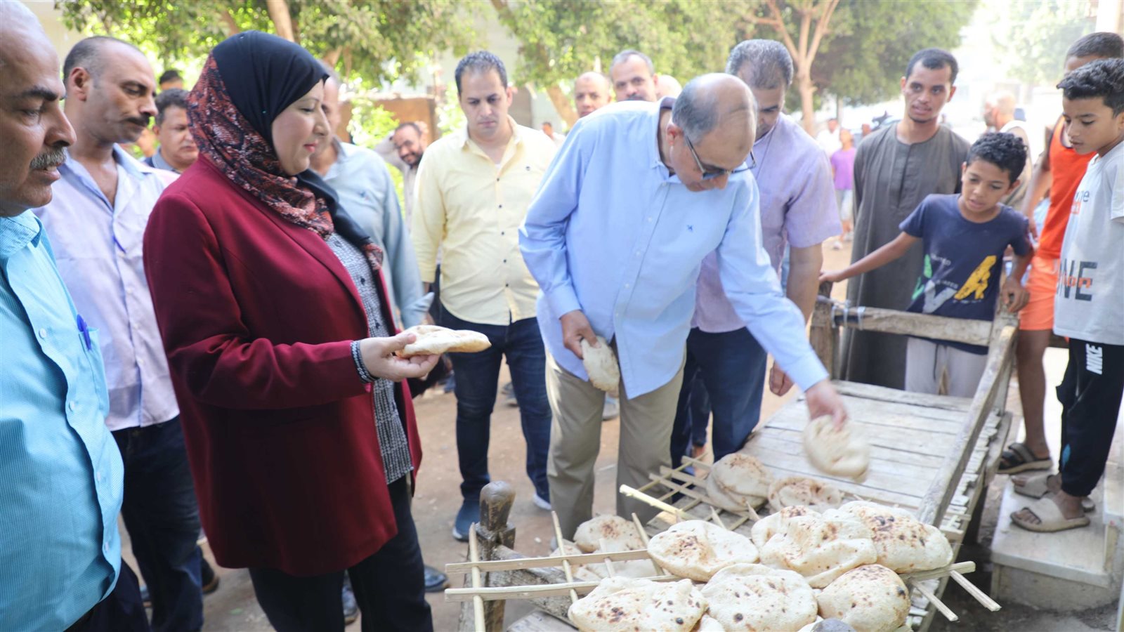 محافظ المنيا يقود حملة تموينية مكبرة على المخابز بديرمواس 