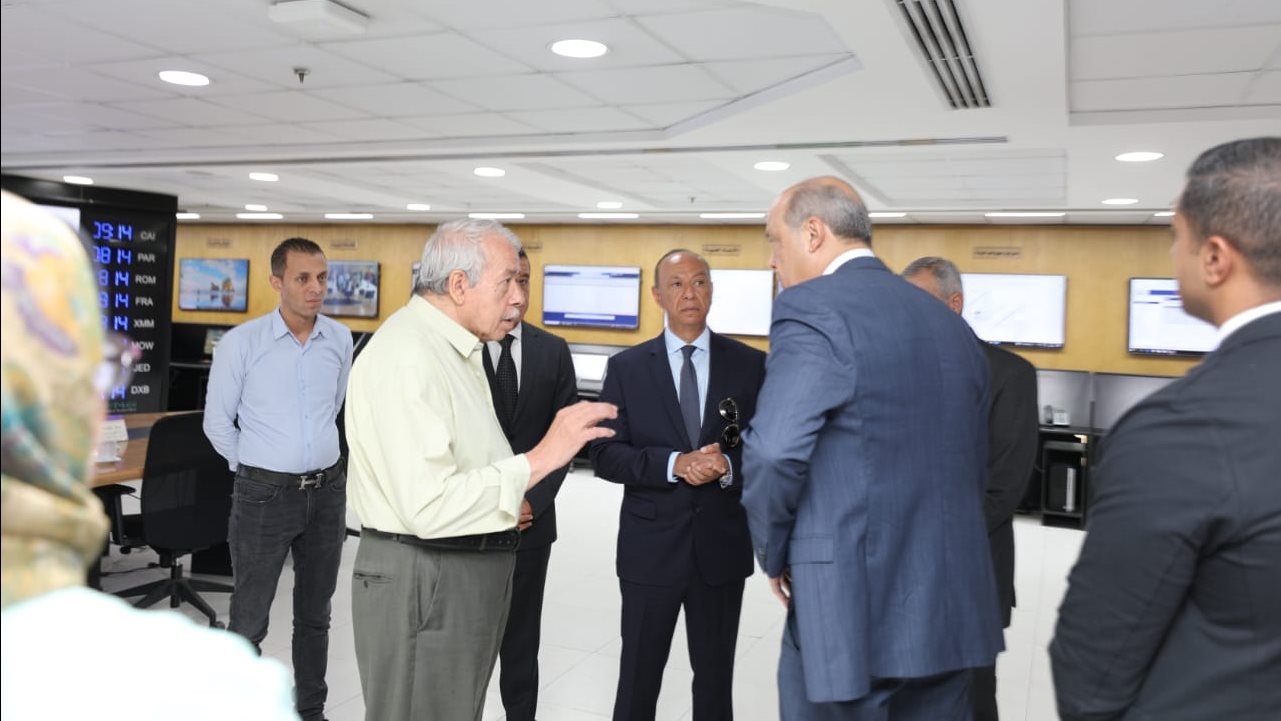 وزير الطيران