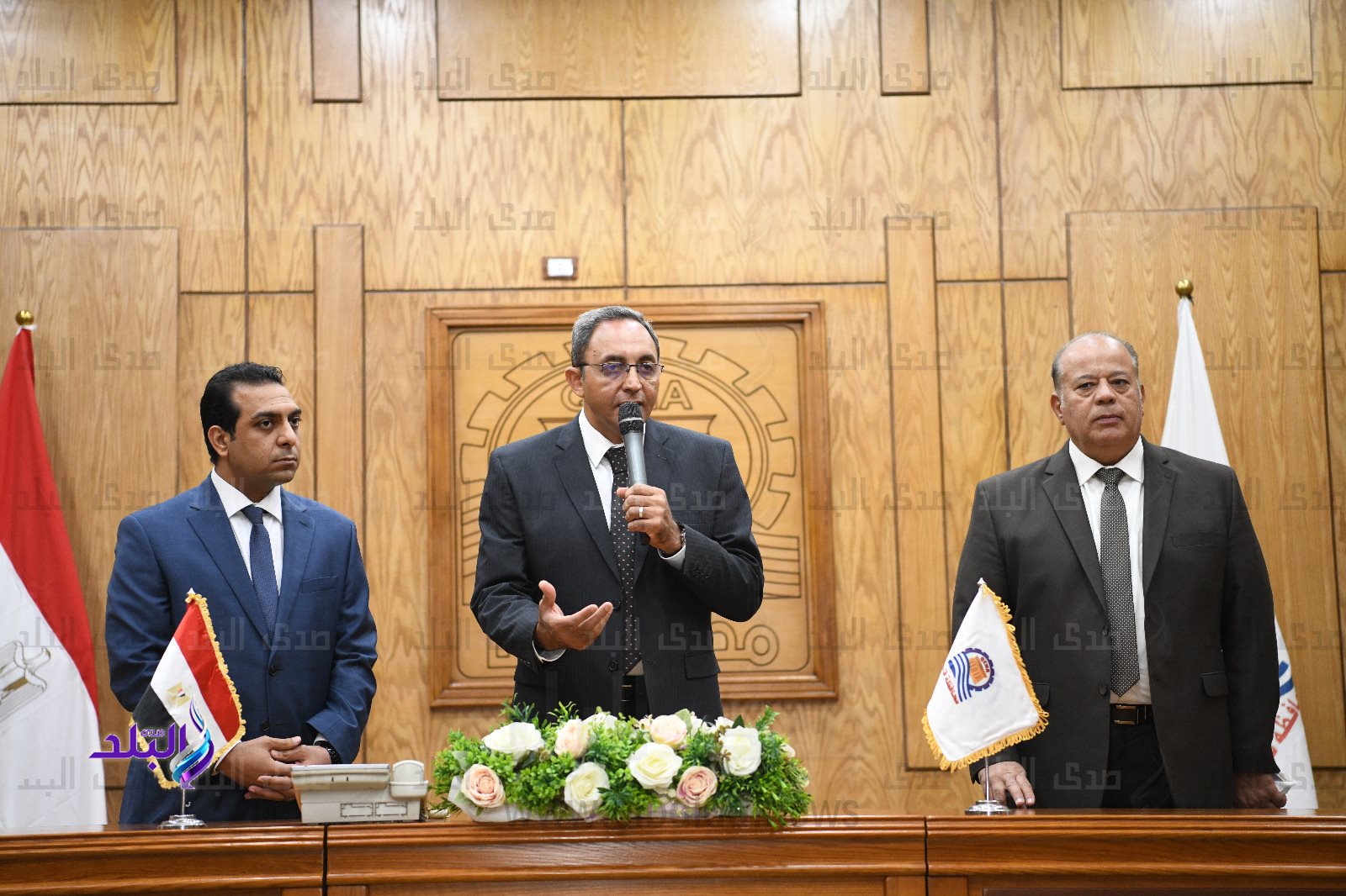 المكرمين0102