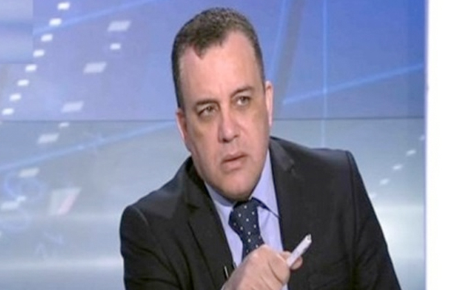 الكاتب الصحفي عزت إبراهيم رئيس تحرير الأهرام ويكلي