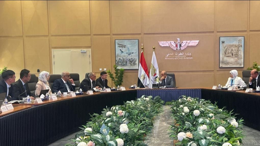 وزير الطيران  وزير الطيران