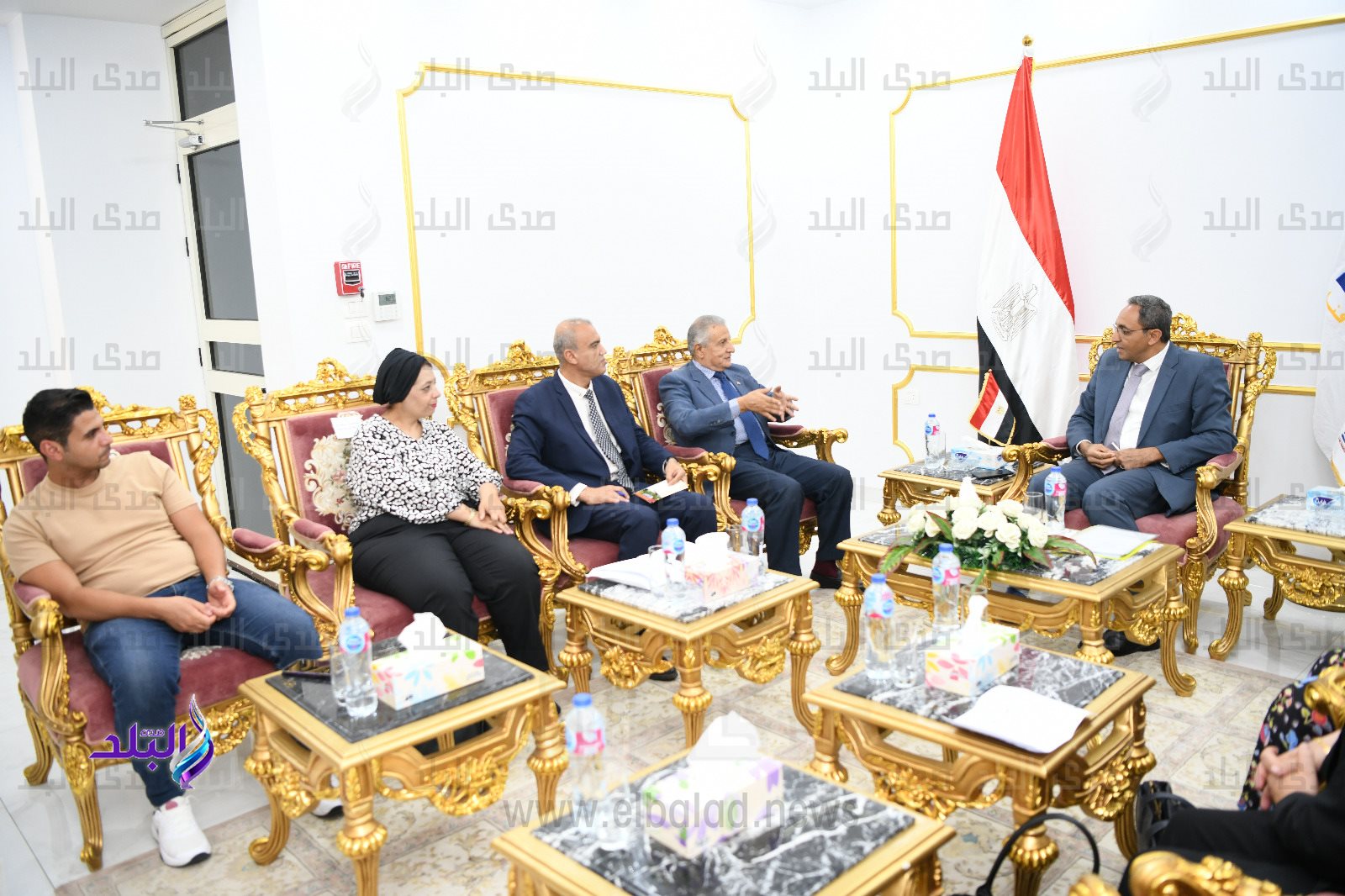 اجتماع المكتبة (4)