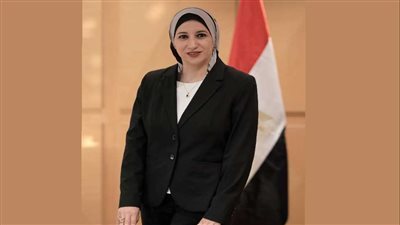 نائب وزير السياحة والآثار يمنى البحار 