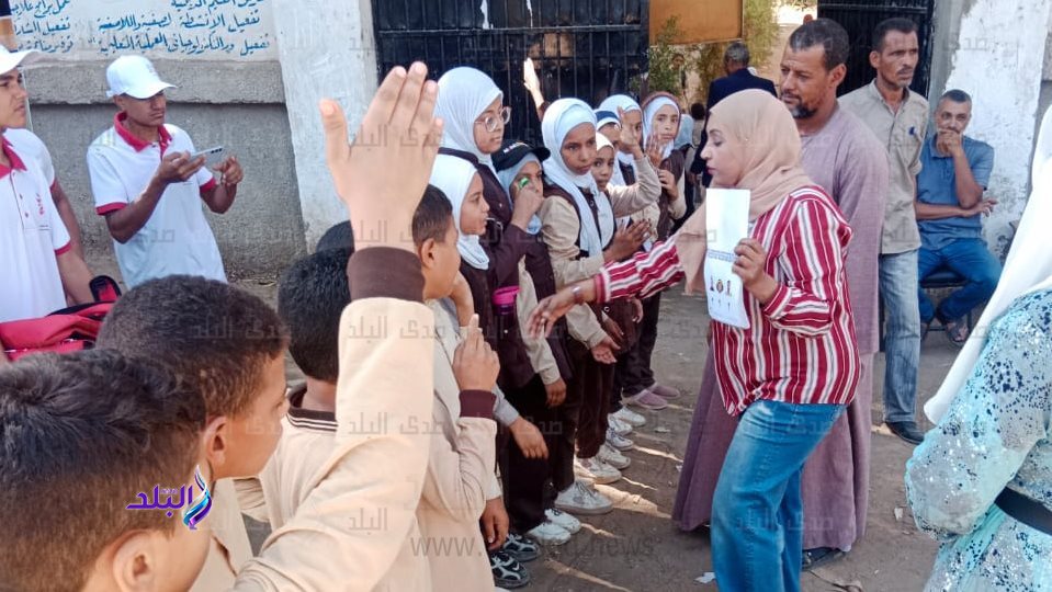 قوافل مبادرة بداية بقنا