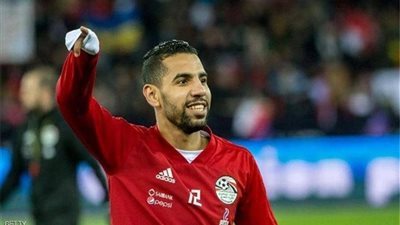 مؤمن زكريا لاعب النادي الأهلي المعتزل