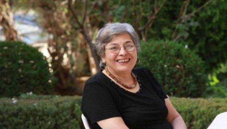  الكاتبة رضوى عاشور