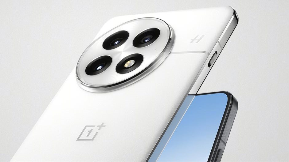 هاتف OnePlus 13