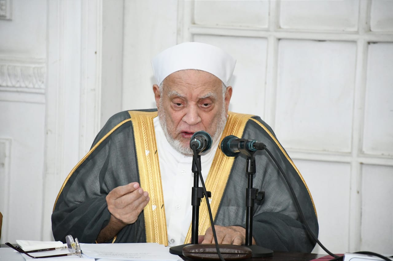 أحمد عمر هاشم