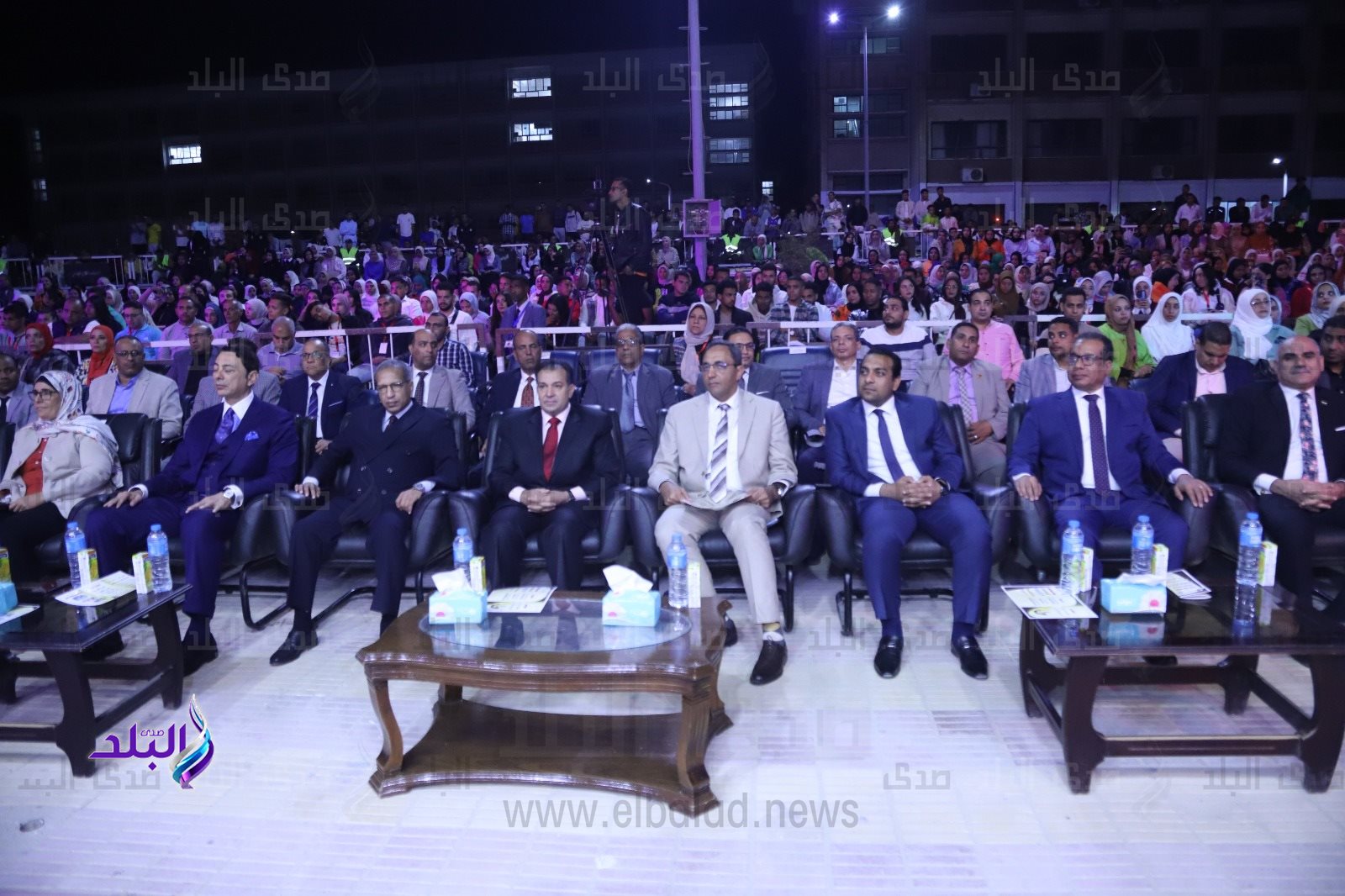 الملتقى الفنى (2)