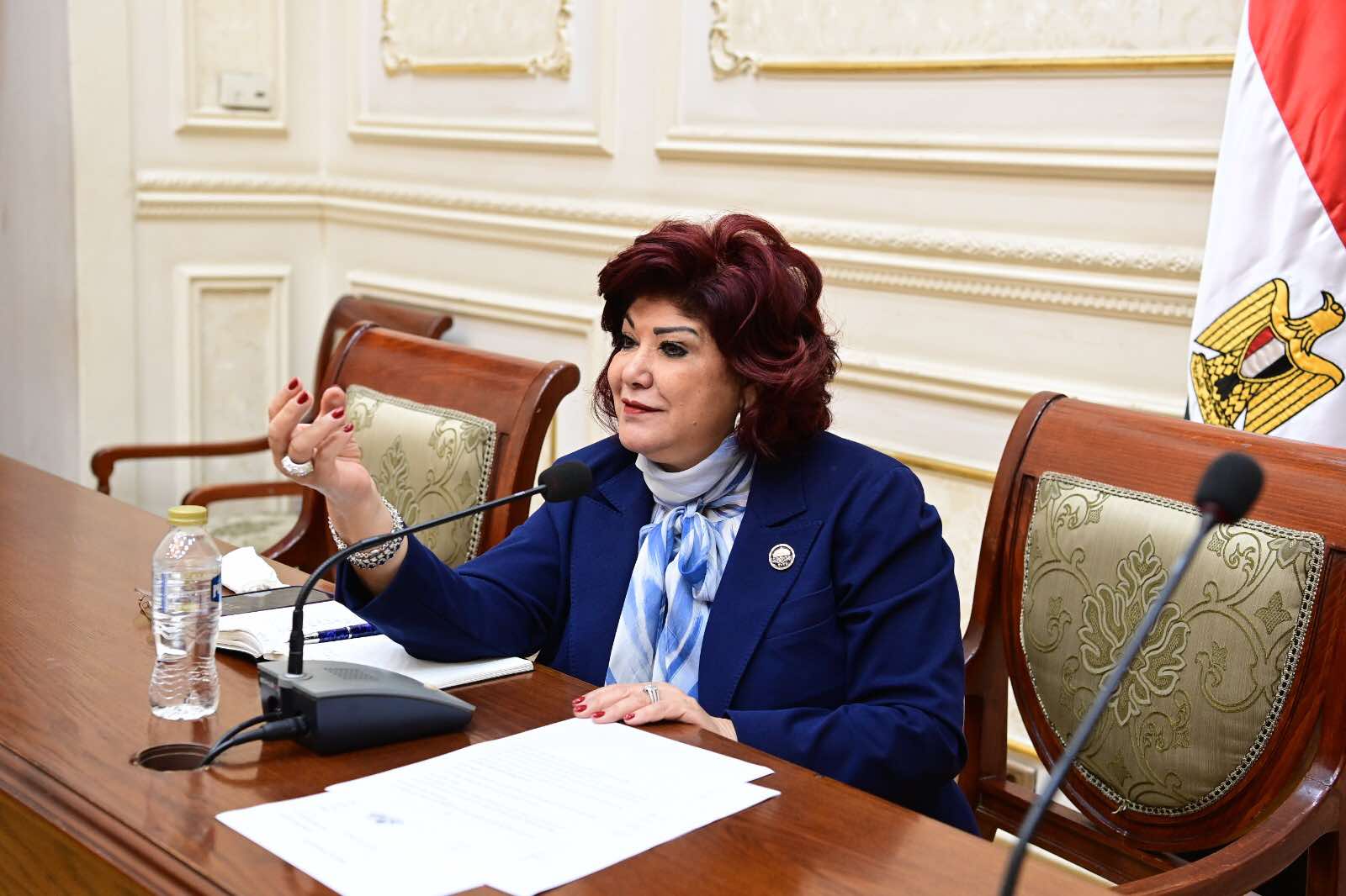 نورا علي رئيس لجنة سياحة النواب