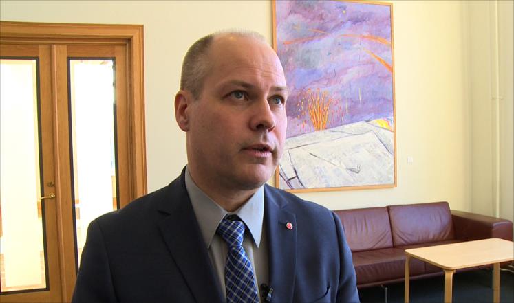 وزير الهجرة السويدي مورجان يوهانسون