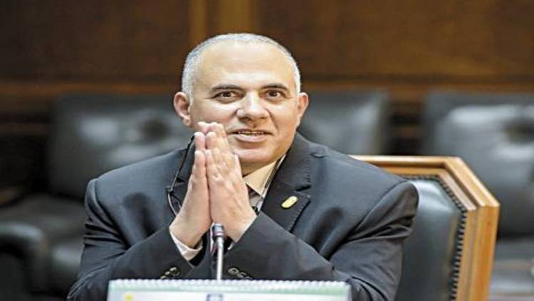 الدكتور محمد عبدالعاطي وزير الموارد المائية والري الدكتور محمد عبدالعاطي وزير الموارد المائية والري