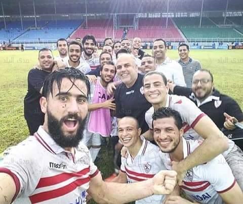 فرحة لاعبى الزمالك بعد الفوز على انيمبا النيجيرى