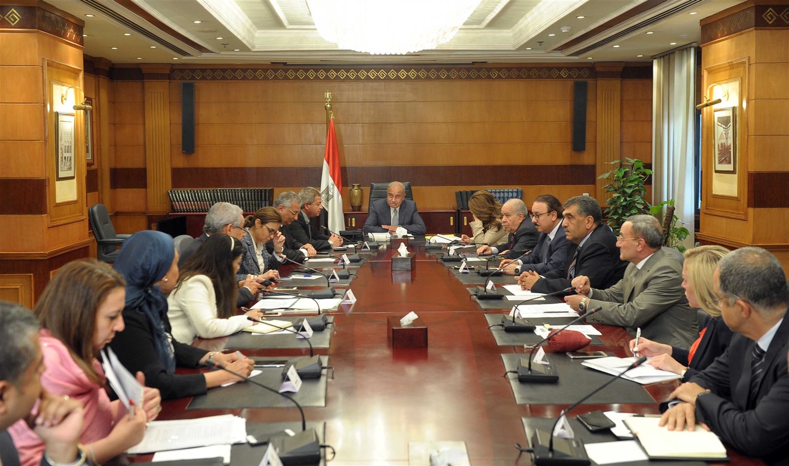 مجلس الوزراء