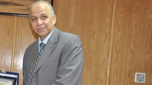 محافظ الوادي الجديد اللواء محمود عشماوى محافظ الوادي الجديد اللواء محمود عشماوى