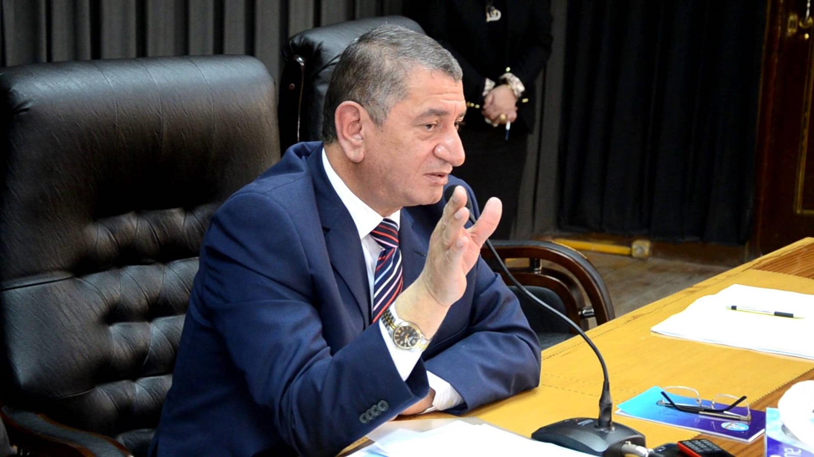 اللواء السيد نصر محافظ كفرالشيخ اللواء السيد نصر محافظ كفرالشيخ