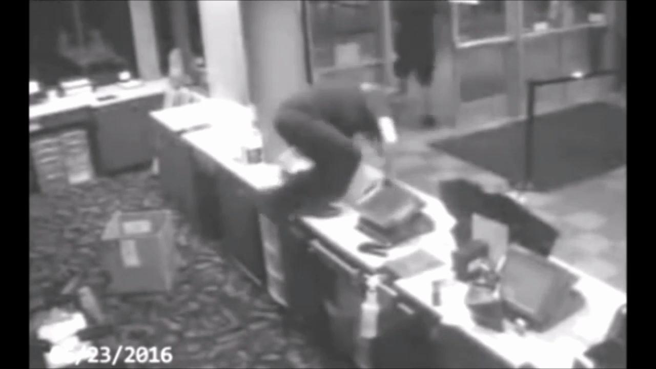 صورة من الحدث 