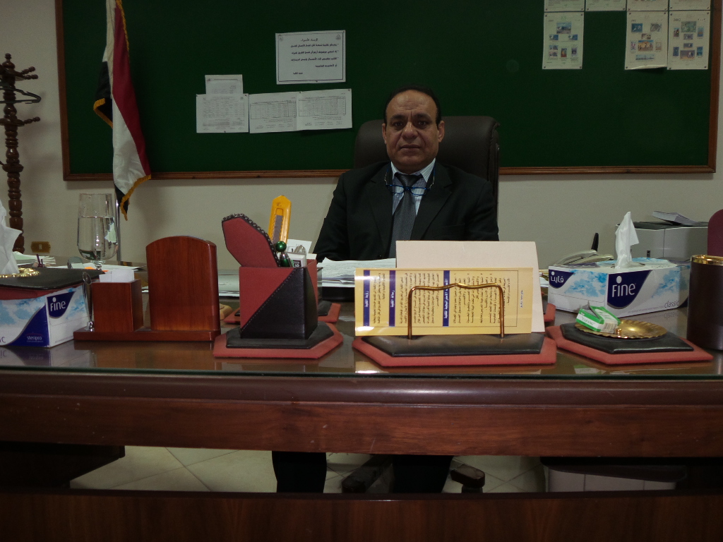 الدكتور محمد غمرى الشوادفى عميد كلية التجارة بجامعة الزقازيق الدكتور محمد غمرى الشوادفى عميد كلية التجارة بجامعة الزقازيق