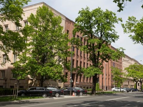 السفارة البولندية قلقه بعد الإساءات الموجهة لجاليتها ببريطان