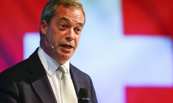  نايجل فاراج زعيم حزب الاستقلال البريطاني