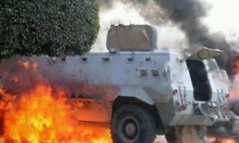إصابة 4 أفراد أمن في انفجار مدرعة بالعريش إصابة 4 أفراد أمن في انفجار مدرعة بالعريش