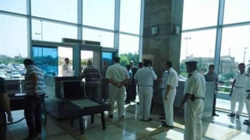 سلطات مطار القاهر سلطات مطار القاهر