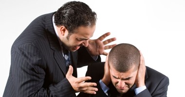 .فن التعامل مع زميل العمل "المنفسن" .فن التعامل مع زميل العمل "المنفسن"