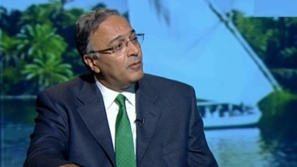 الدكتور سعيد صادق الدكتور سعيد صادق