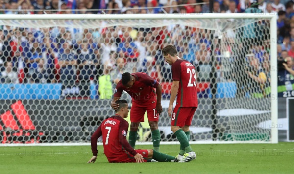 رونالدو مع منتخب البرتغال رونالدو مع منتخب البرتغال